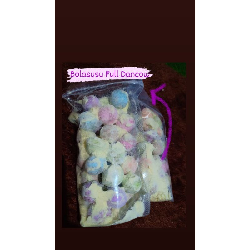 

Bola Susu Full Dancow