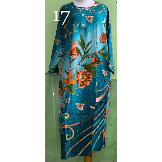 DASTER PENDEK LENGAN 3/4 LD 115CM KENCANA UNGU LABEL BIRU-17