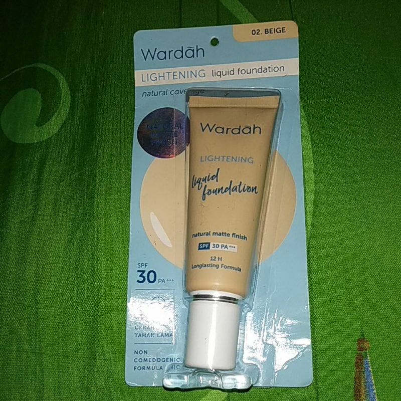 Wardah Liquid Foundation (natural matte finish)