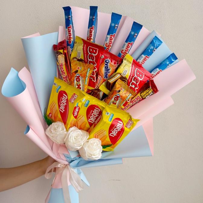 

Best Product!!! Bouquet Snack / Snack Buket / Hadiah Wisuda / Ulang Tahun - Paling Dicari