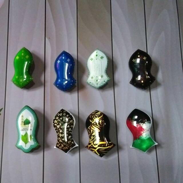 Pin terompah/bros darkah