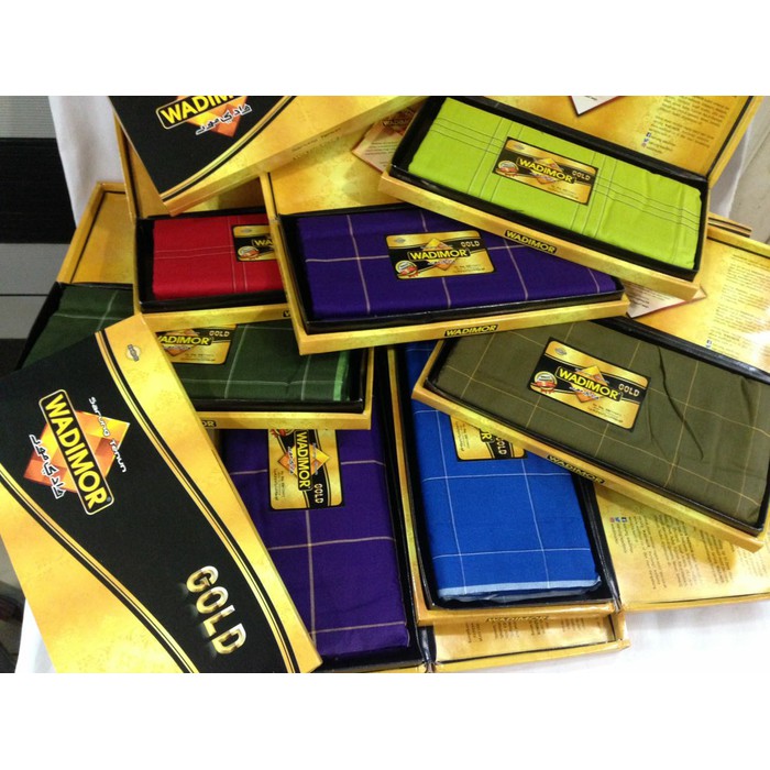 KAIN SARUNG TENUN - WADIMOR