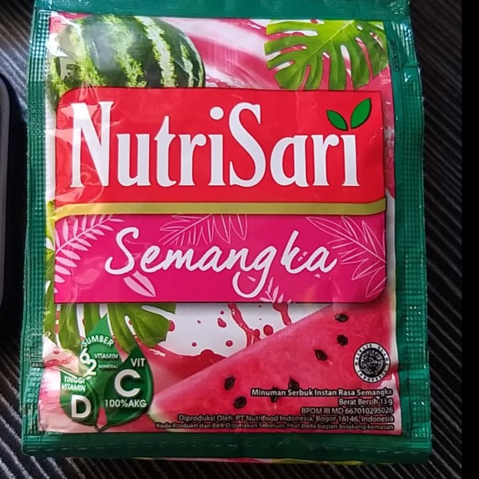 

Nutrisari Sachet Rasa Semangka 1 Renceng isi 10 Sachet