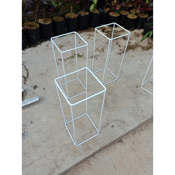 PLANT STAND KOTAK