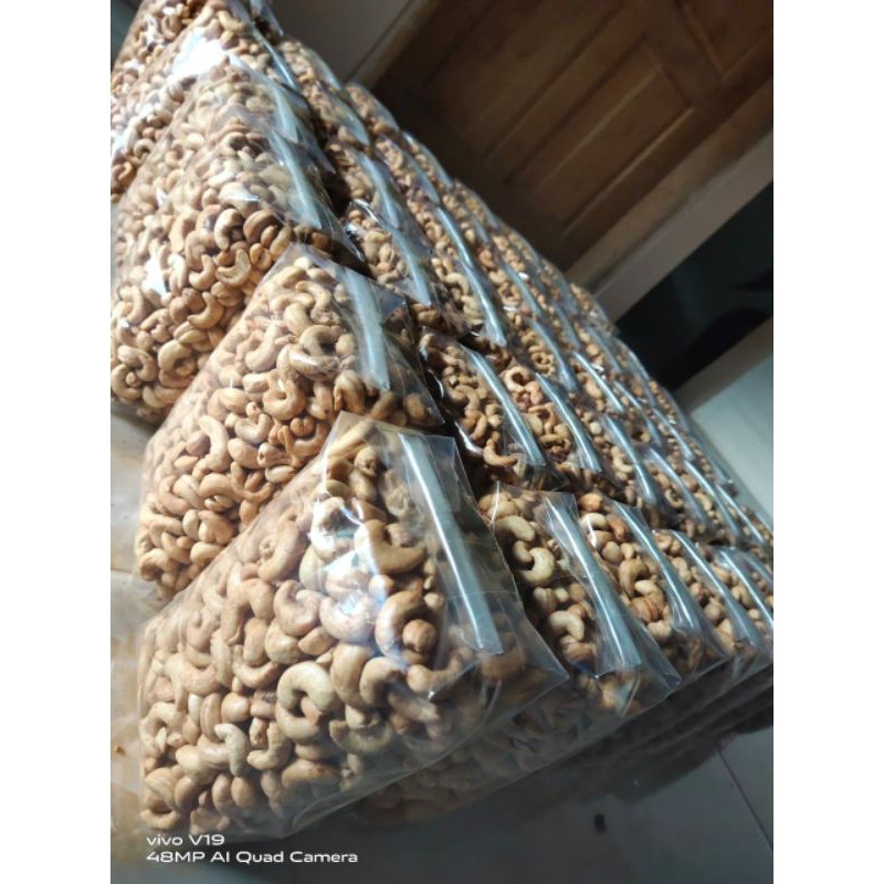 

Kacang Mede Matang dari Wonogiri0