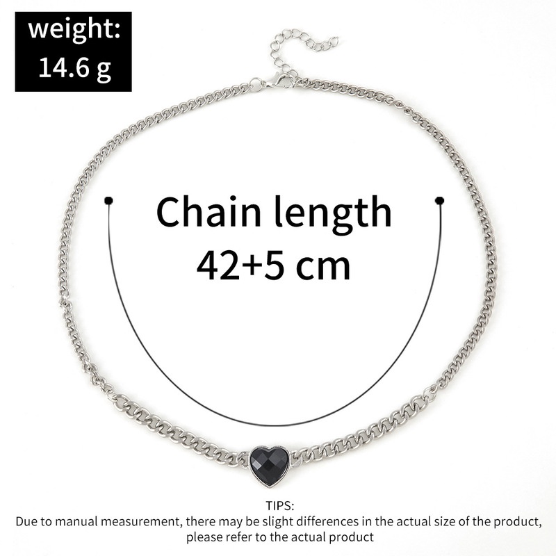 Kalung Liontin Hati Hitam Bahan Alloy Warna Silver Gaya Retro Untuk Wanita