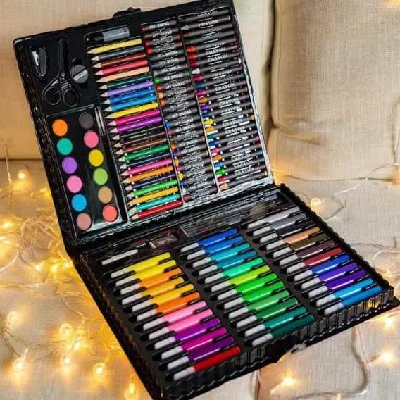 

(BISA COD) Crayon Set Komplit 150 pcs Karakter Kartun Hadiah Kado ULTAH Anak TERBATAS Kode 1239
