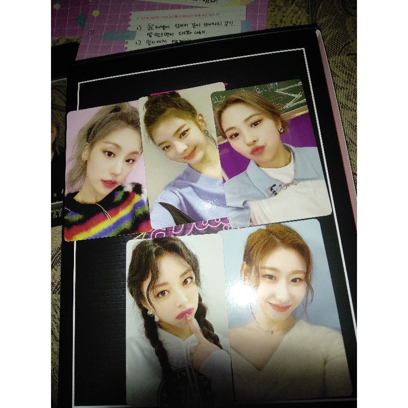 ITZY NO BAD DAYS FEBRUARY SHARING MEMBER SET