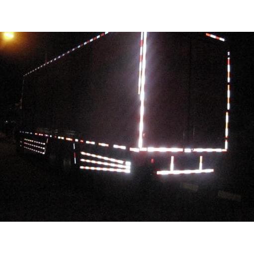 

Hanya di sini ! GJI Stiker/Sticker Reflective / Scotlight Merah Putih PVC (45 Meter) !