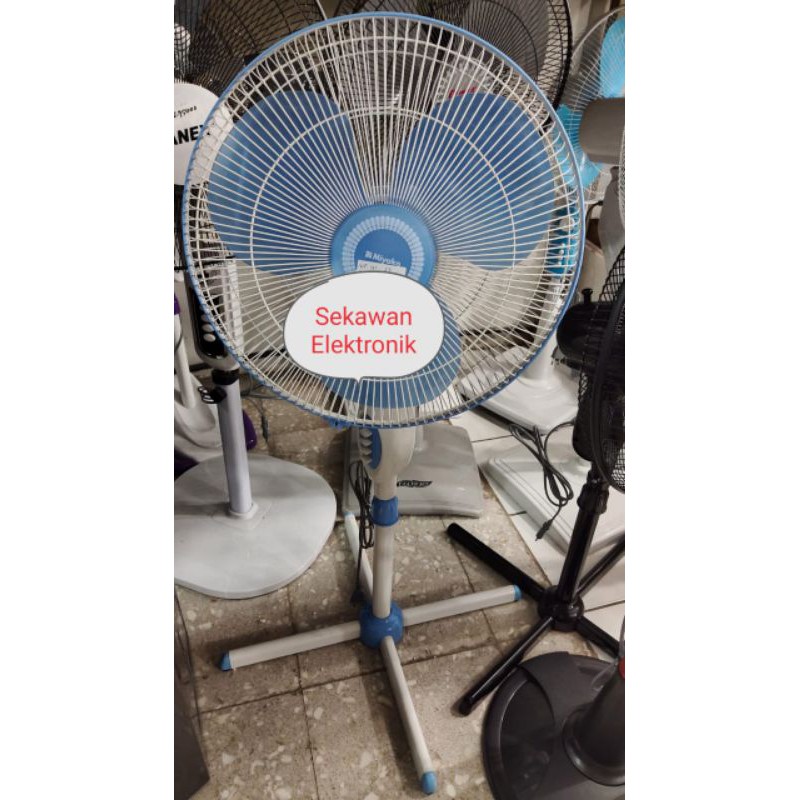 KIPAS ANGIN 16 INCH MIYAKO KIPAS ANGIN MIYAKO 1618 KB