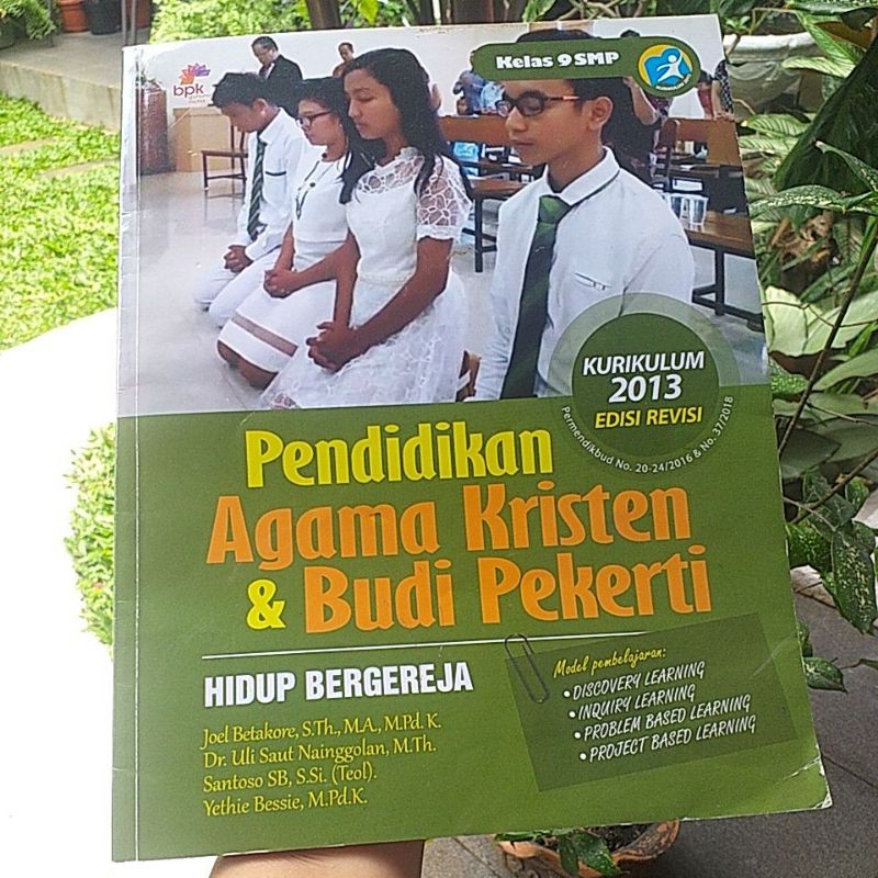 Buku Pendidikan Agama Kristen kelas 9 bpk gunung mulia kurikulum 2013 edisi revisi