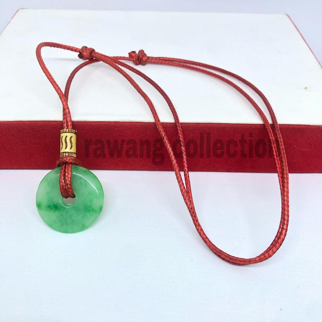 Kalung Tali Liontin Batu Giok  Hijau Model Donat