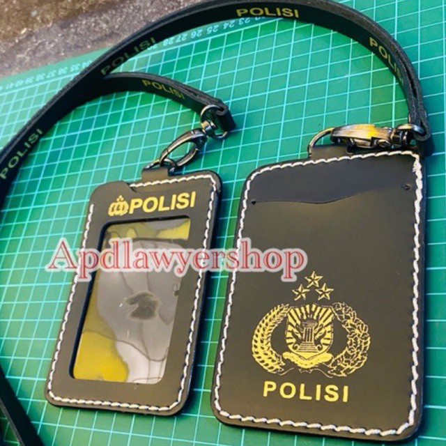 

Name Tag ID Card Tali Kulit POLISI Dompet Kartu Tali POLISI Kulit PREMIUM