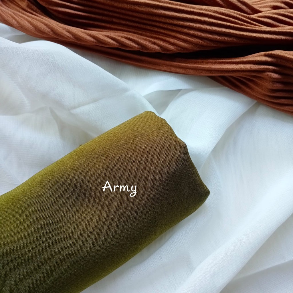 BELLA SQUARE JAHIT TEPI //HIJAB// JILBAB KHIMAR KERUDUNG BERGO SEGIEMPAT-ARMY