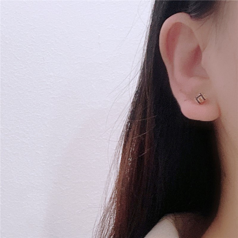 Set Anting Tusuk Desain Daun Clover Hollow Gaya Korea Untuk Wanita