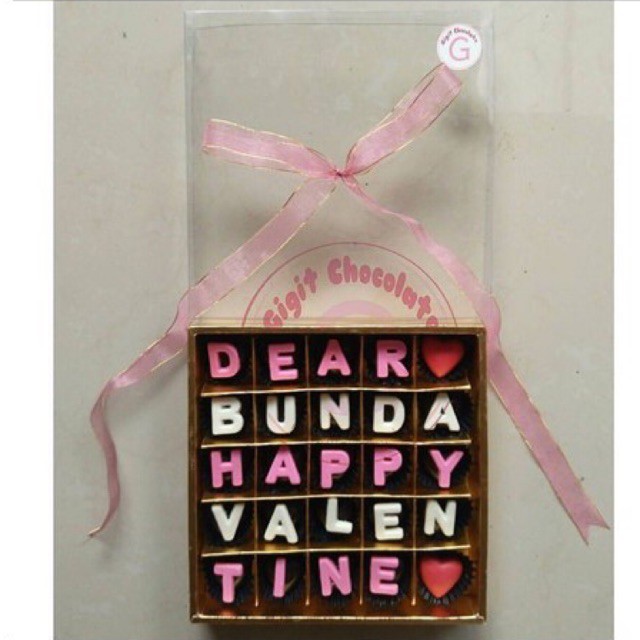 

Coklat Huruf Sekat 5x5 by Gigit Chocolate | Coklat Handmade Coklat Kado Kado Romantis Coklat Murah