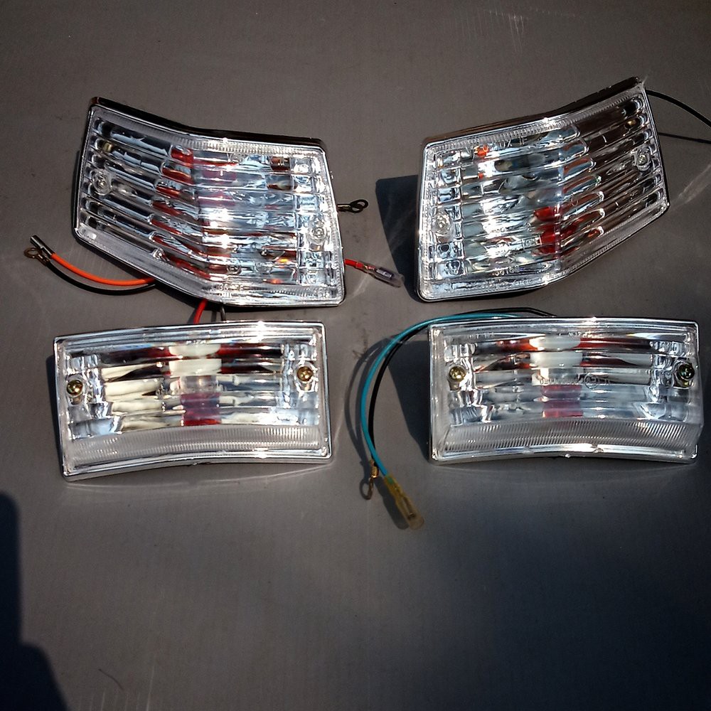 Lampu Sein Bening Garis Vespa Px