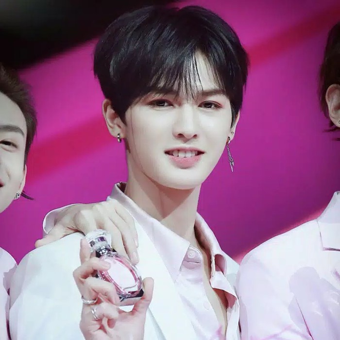 EE0405 - Anting JEPIT Tanpa Tindik Pria Wanita Kpop Korea BTS EXO NCT DAY6 SKZ GOT7 Daniel Enhypen Treasure Day6 BigBang Blackpink Twice Red Velvet Itzy Ive Aespa Loona New Jeans Stayc
