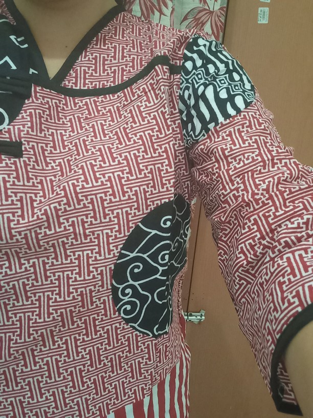 Atasan Batik Dolby Dolbi Dobby Doby Tenun Sutra Tulis Halus Katun Atbm Baron ,sarombit Atasan