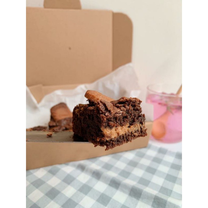 

LOTUS BISCOFF Fudgy Brownies | by.clyn