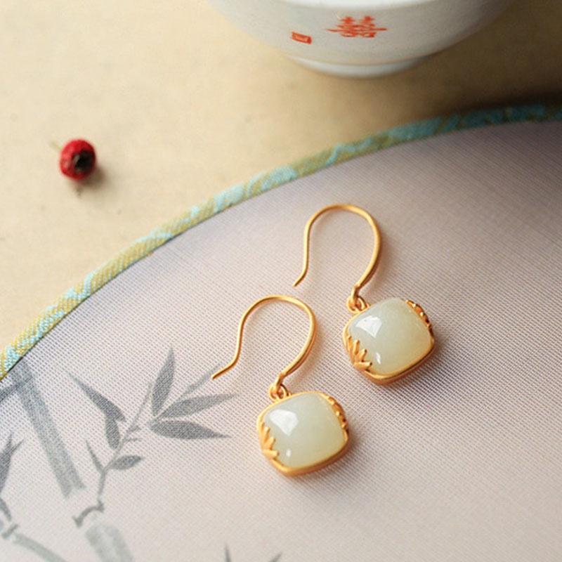 Anting Emas 18K Natural Hetian Jade Untuk Wanita