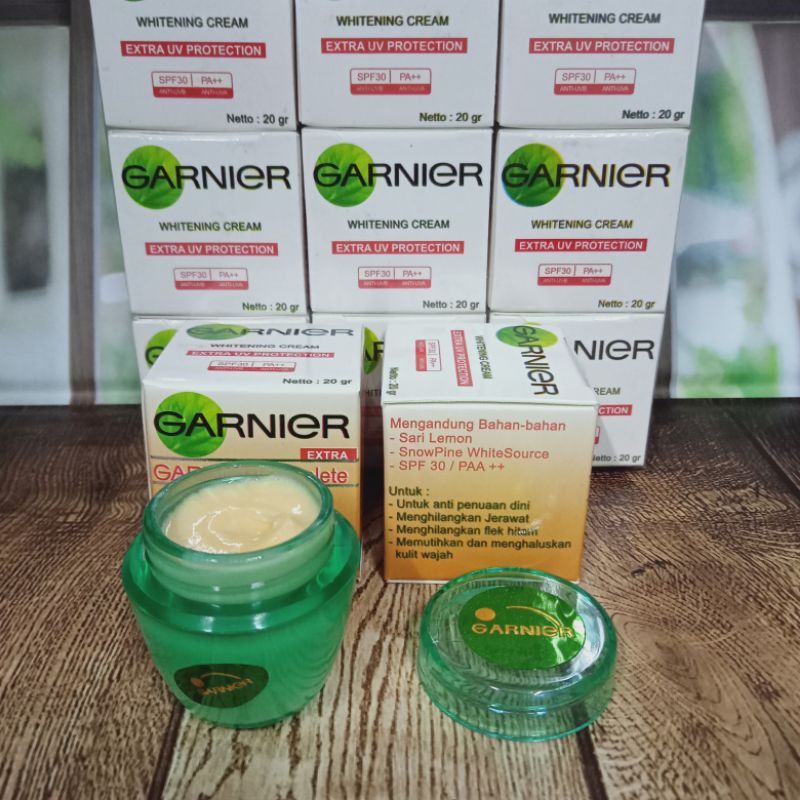 Jual CREAM GARNIER GENTONG WHITENING 2IN1 ( 12 PCS LUSINAN ) Shopee