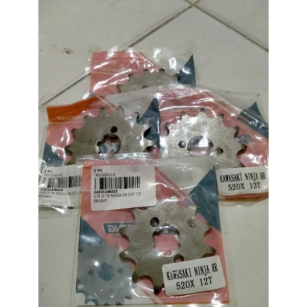 gear depan TK racing 520 gir depan ninja 150 2tak RR gear tk 520 ninja 150RR/WR 155