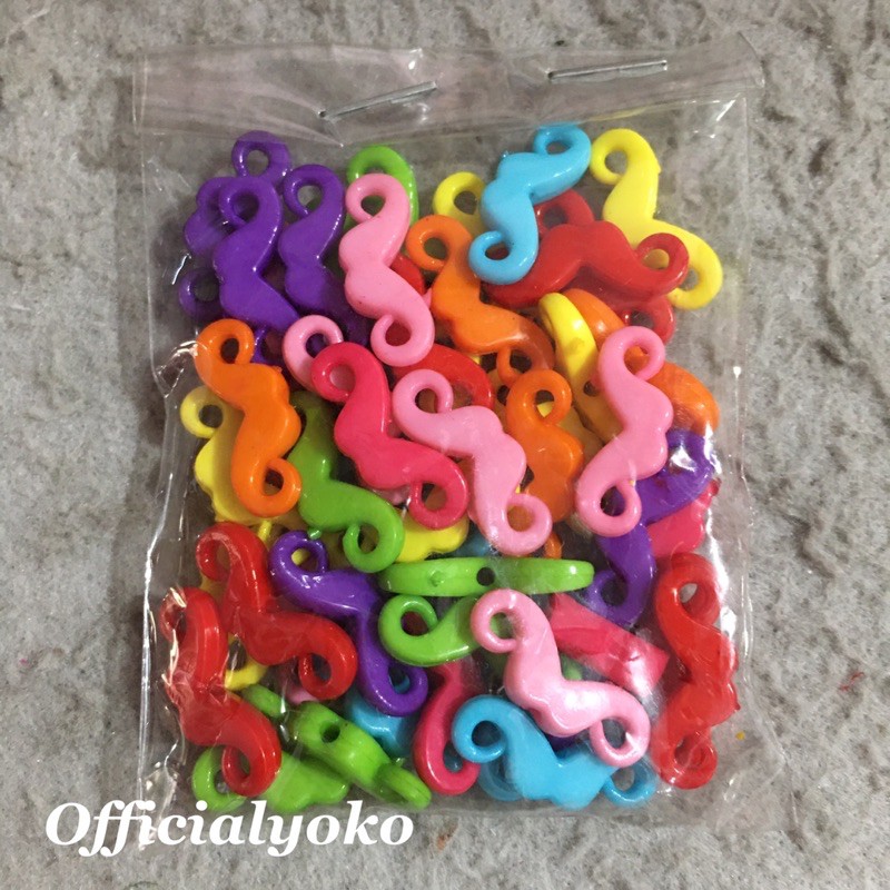 Manik Kumis Warna Mix Random (15gram)