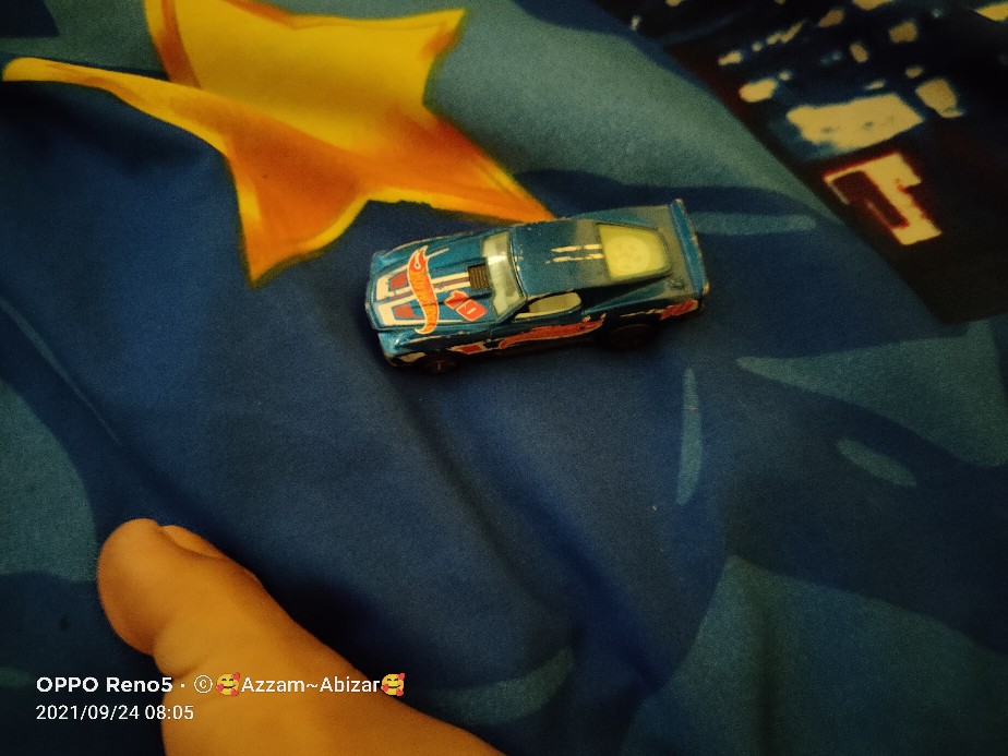 Boldë Pisau / Titanium Utility Knife Super Utensile