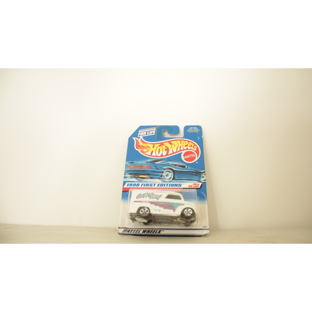 Hot Wheels Dairy Delivery