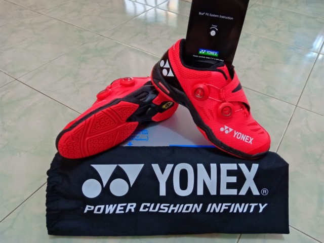 yonex boa infinity
