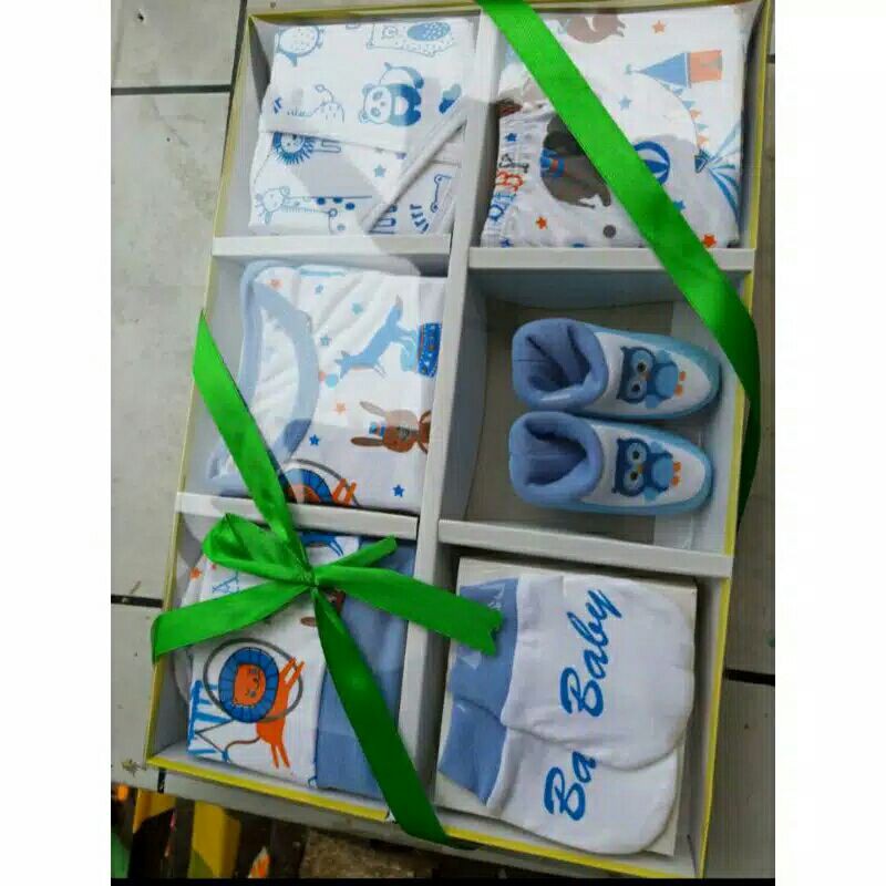 PAKET KADO BAJU SET KOMPLIT LION-BABY SET LION-KADO BAJU SET KOMPLIT LION-KADO BAYI BARU LAHIR MURAH