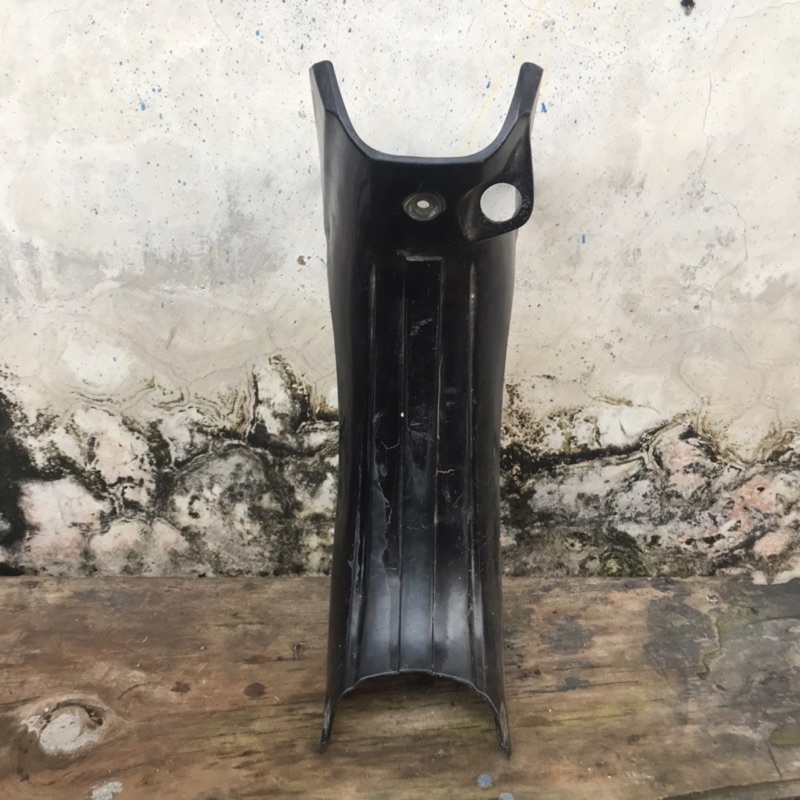 legshield tengah body tengah yamaha Alfa original 2nd