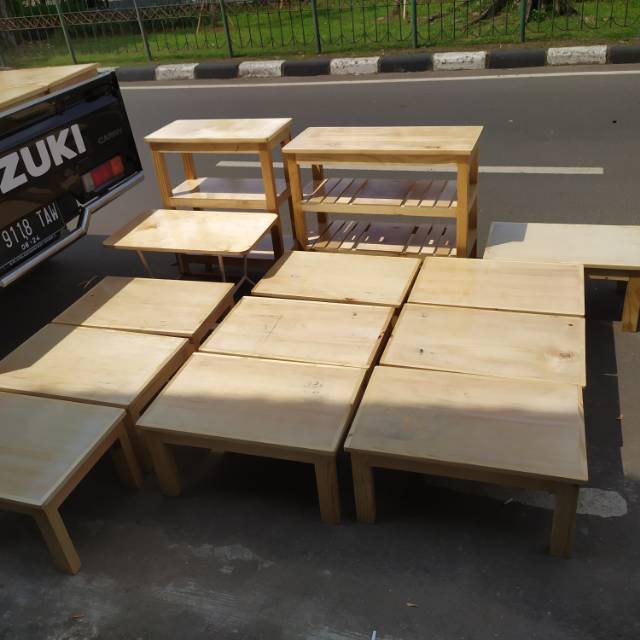 Meja lesehan jati belanda