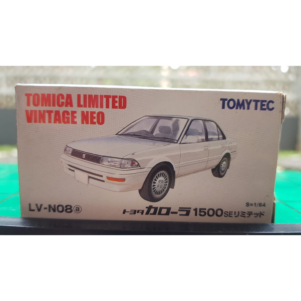 Tomica Toyota Corolla Twincam 1500SE Limited - White (N08a)
