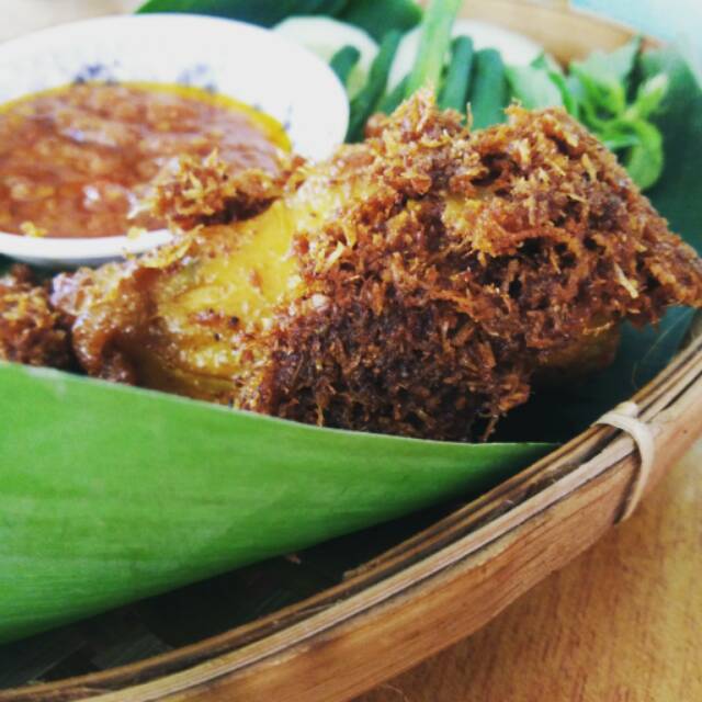 

Ayam Laos