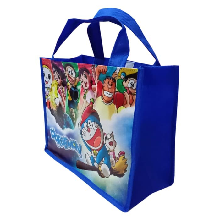 

Tas Souvenir ULTAH Doraemon New