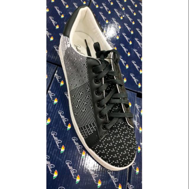 Sepatu casual pria Arnold Palmer