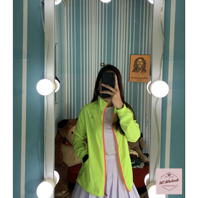 FIVE UP KUNING STABILO SPORT OLAHRAGA JAKET CEWE PRELOVED SECOND THRIFT PARASUT