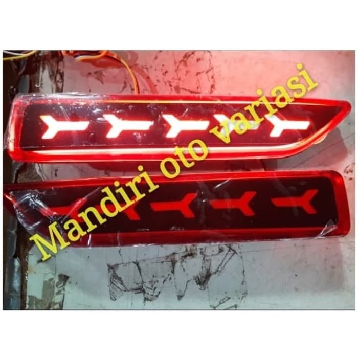 Reflektor Bumper Belakang Mobilio + Lampu