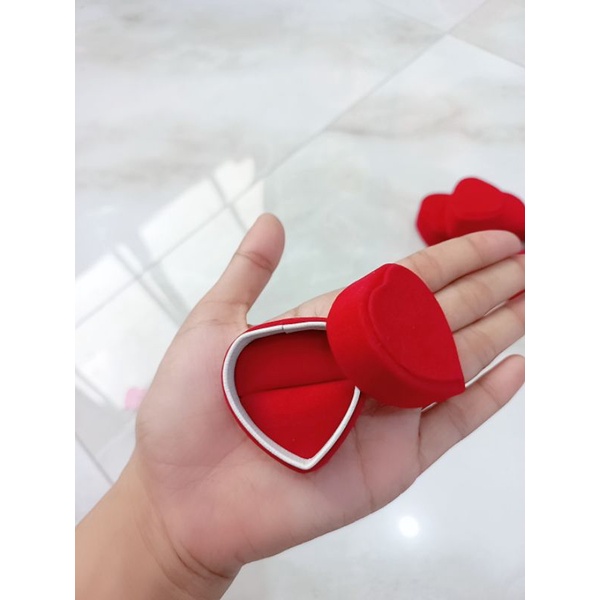 kotak cincin bentuk love/ kotak cincin cantik/ kotak perhiasan bentuk love/ kotak cincin untuk kado