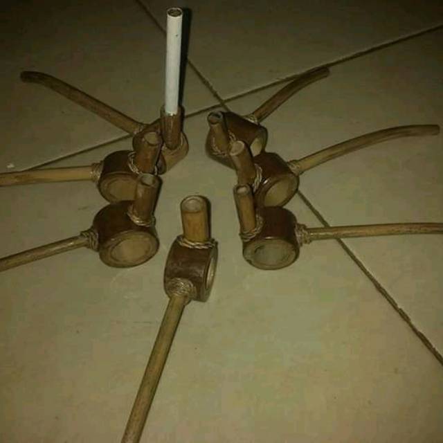 Padudan pipa rokok unik jadul natural alami dari bambu etnik