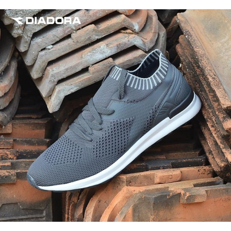 ORIGINAL DIADORA RICCO GREY
