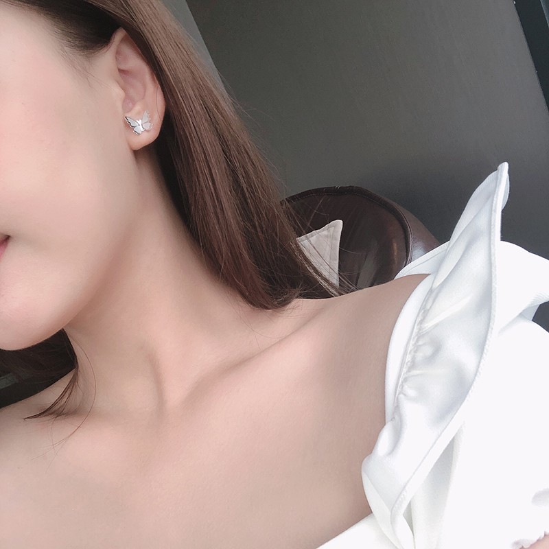 Anting Desain Kupu-Kupu Terbang Mini Bahan S925 Silver Gaya Korea Minimalis Untuk Aksesoris Pelajar