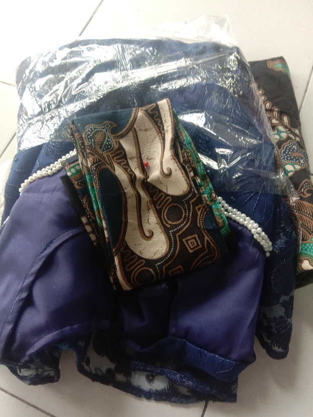 New Arrival !!! Shopashop Solo Batik Kebaya Couple Indigo Aplikasi Payet