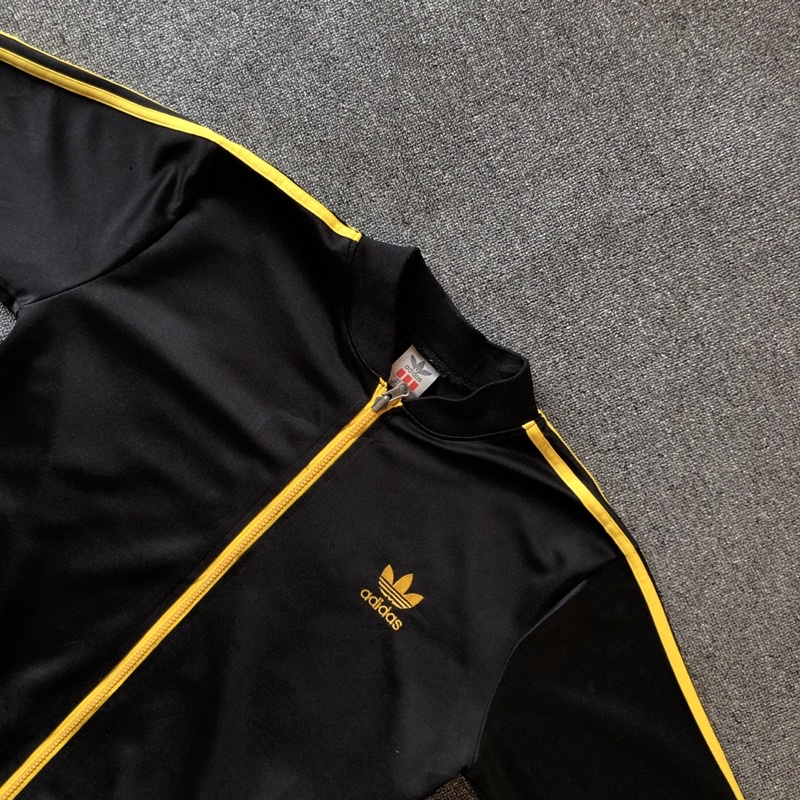 tracktop adidas trefoil black yellow big logo original second