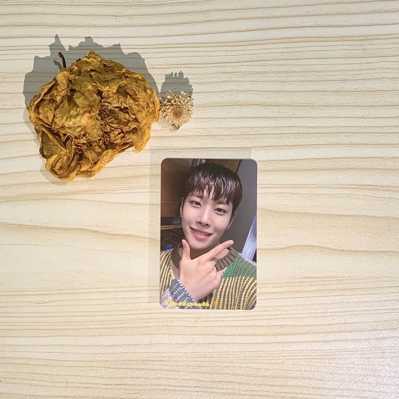 Astro MJ official photocard Benefit Everline Switch On