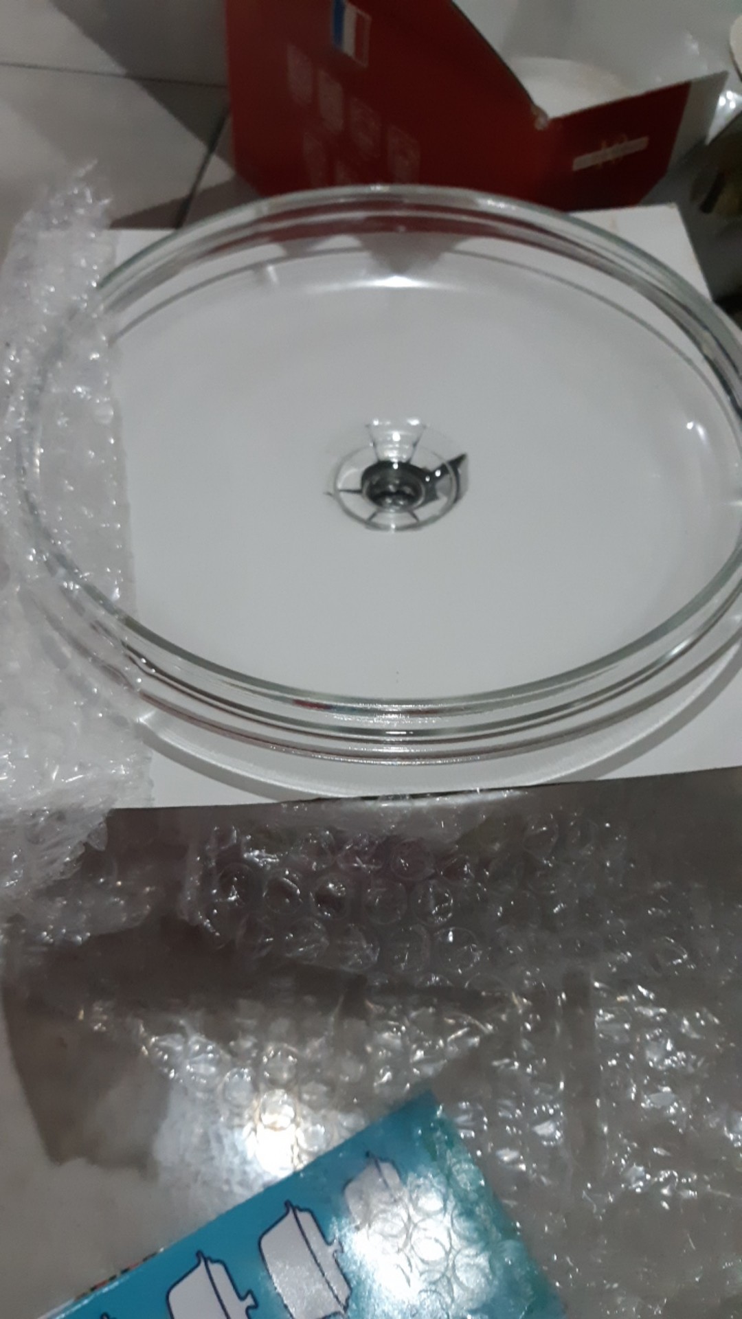 Maxim Luminarc Fresh Bouquet Panci Keramik Tahan Panas / Dingin 2l/20cm + Tutup Kaca