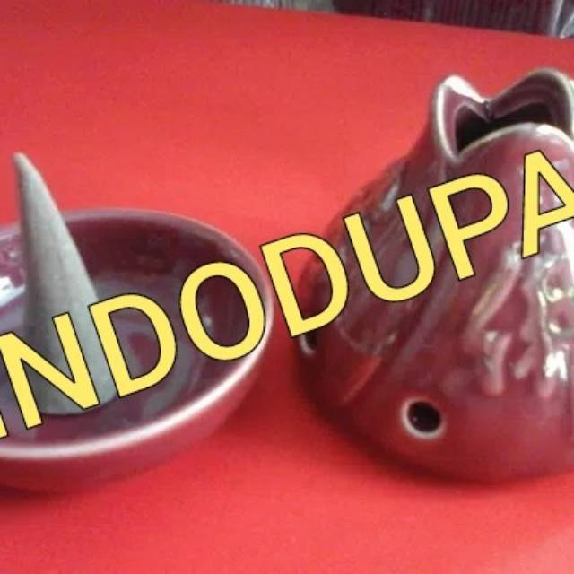 Dupa Kerucut Tempat Bakar Dupa Merah Maron