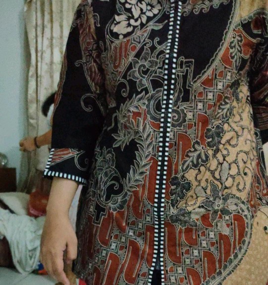 Atasan Batik Dolby Dolbi Dobby Doby Tenun Sutra Tulis Halus Katun Atbm Baron ,sarombit Atasan